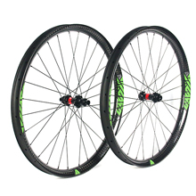 Hand-built carbon AM740 asymmetric 27.5 inch mountain bike 650b wheels 46mm wide tubeless compatible